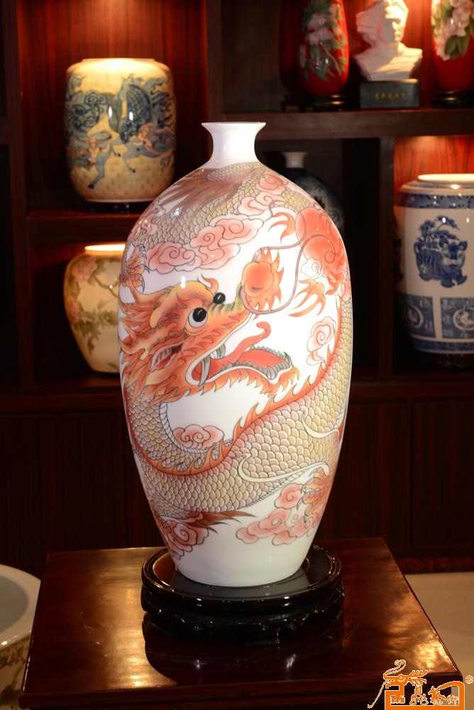 中国龙瓷花瓶
